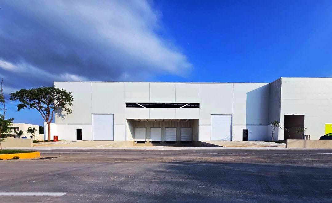 RENTA Y VENTA DE NAVES INDUSTRIALES 11 3 4 y 17 18 | Castelli Park