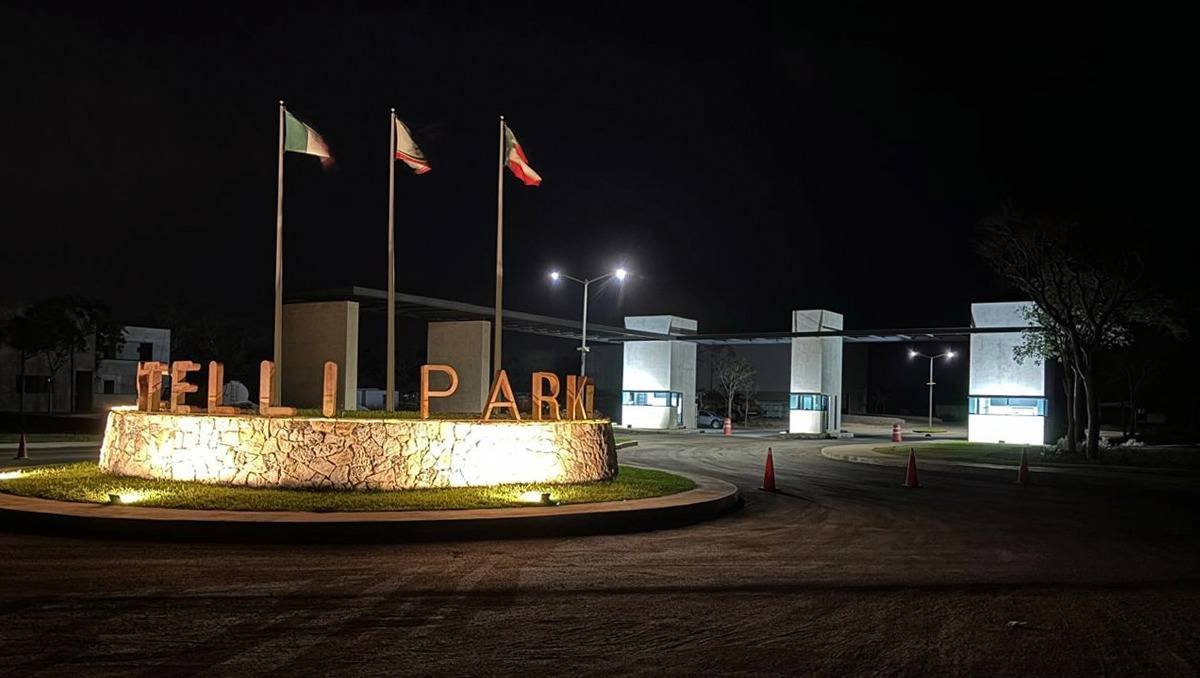 3 4 y 17 18 v y r 1 | Castelli Park